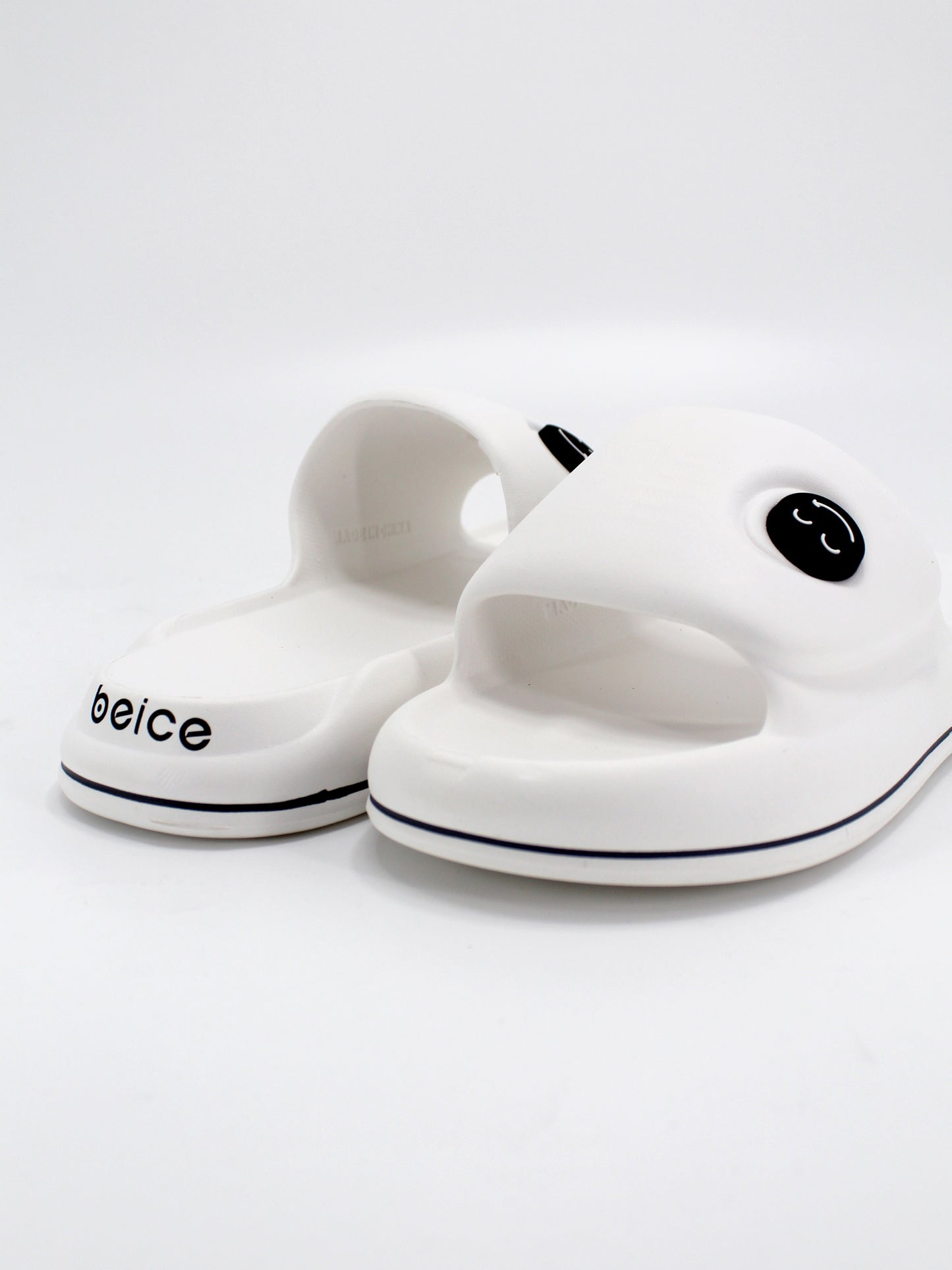 Classic Smiley Slide for Men | White